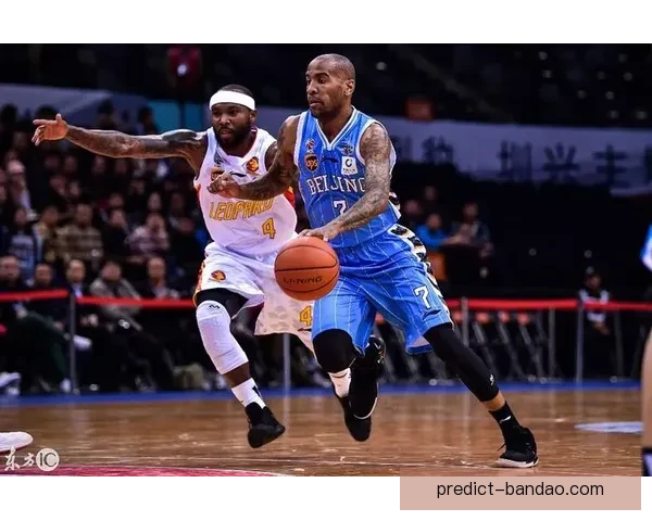 CBA上海逆袭山西终结对手连胜古德温31分7篮板强势回归破旧主防线 CBA上海逆袭山西终结对手连胜古德温31分7篮板强势回归破旧主防线